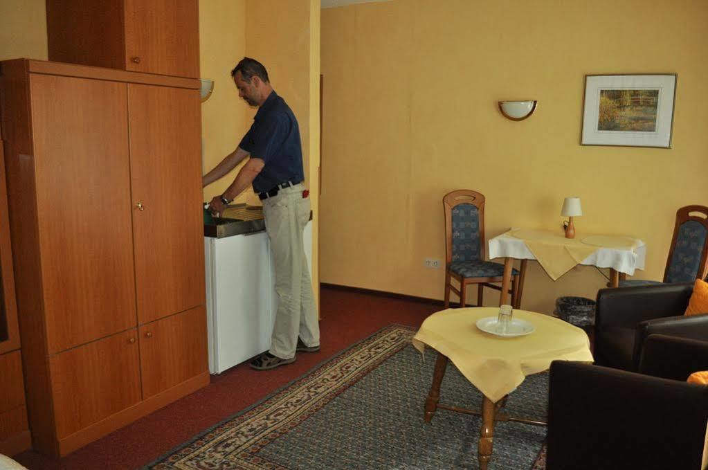Hôtel Haus Mariann à Bad Wildungen Extérieur photo